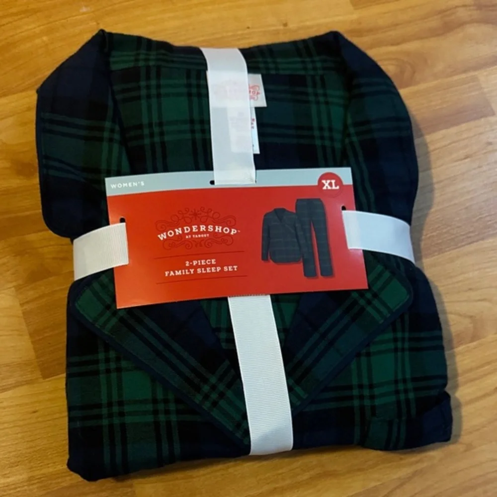NWT Womens Plaid Flannel Long sleeve/Pants‎ Holiday Matching Pajama Set Navy XL
